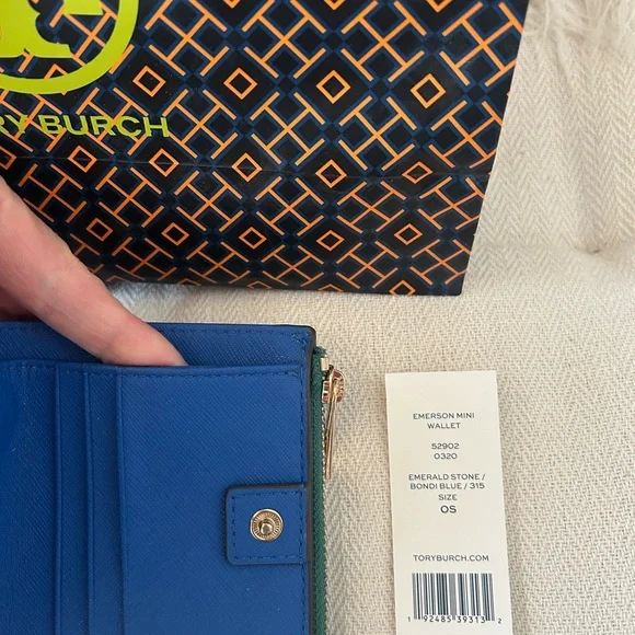Tory Burch Wallet. - Picture 4 of 4